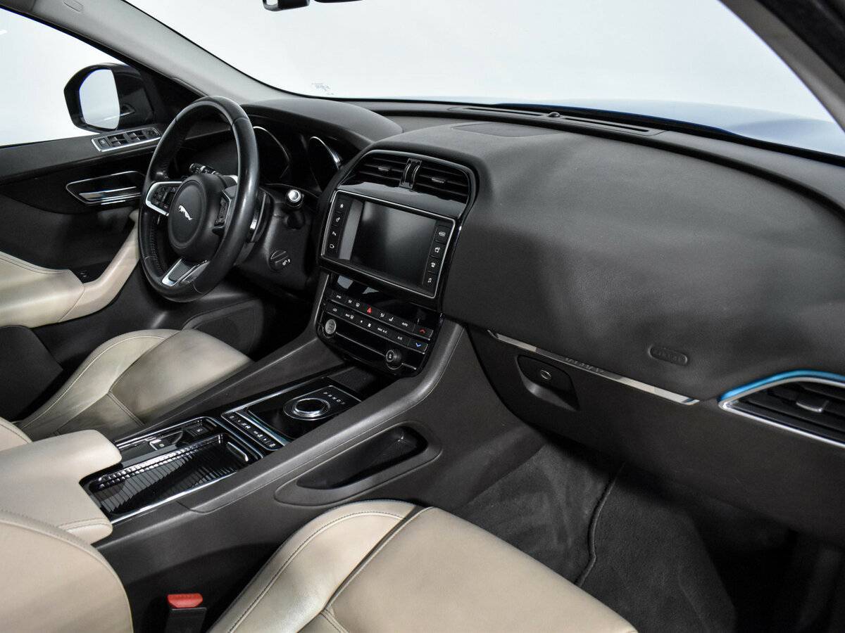 Купить Jaguar F-Pace, 2018, 133 776 км, фото №11