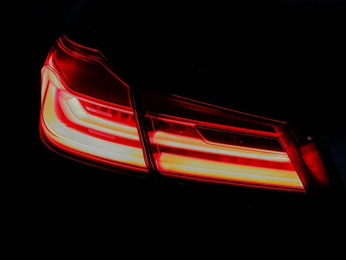 Купить BMW 5 серии 520d xDrive, 2018, 28 990 км, фото №24