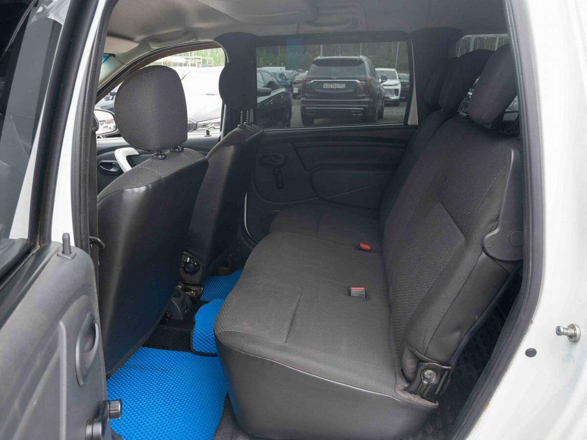 Купить Lada (ВАЗ) Largus, 2013, 215 916 км, фото №9