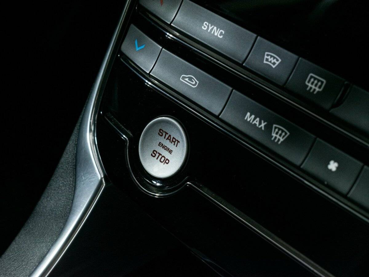 Купить Jaguar XE, 2015, 104 211 км, фото №16