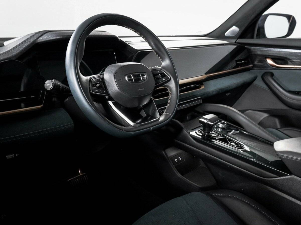 Купить Geely Monjaro, 2023, 12 935 км, фото №14