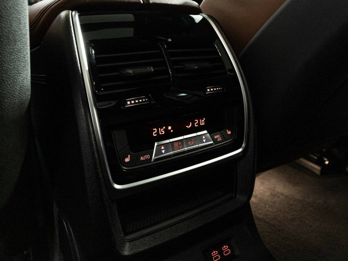 Купить BMW X7 M50d, 2019, 68 017 км, фото №28