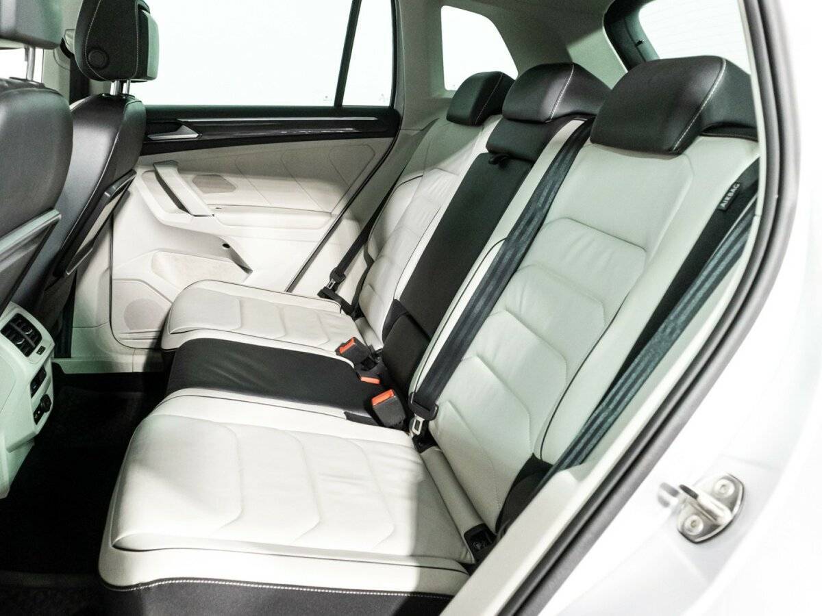 Купить Volkswagen Tiguan, 2018, 136 888 км, фото №10