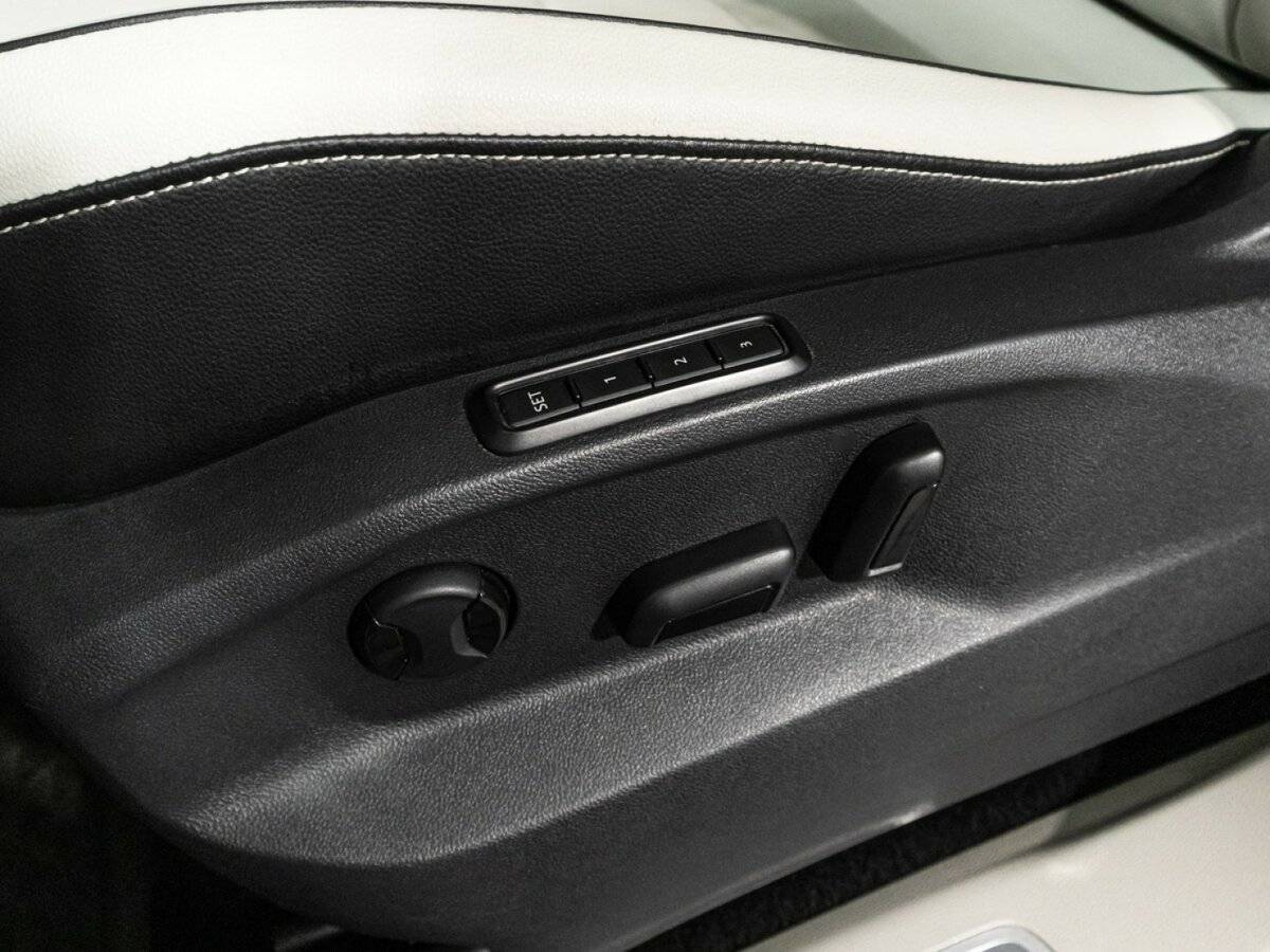 Купить Volkswagen Tiguan, 2018, 136 888 км, фото №17