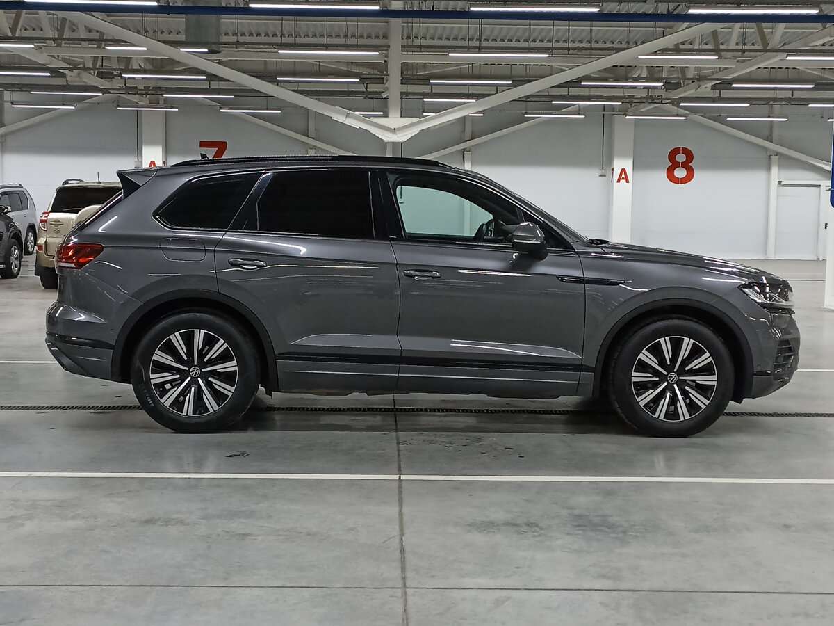 Купить Volkswagen Touareg, 2022, 23 080 км, фото №4