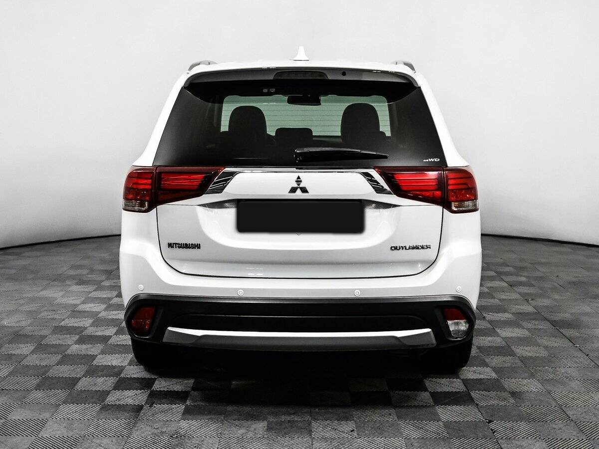 Купить Mitsubishi Outlander, 2017, 72 468 км, фото №6