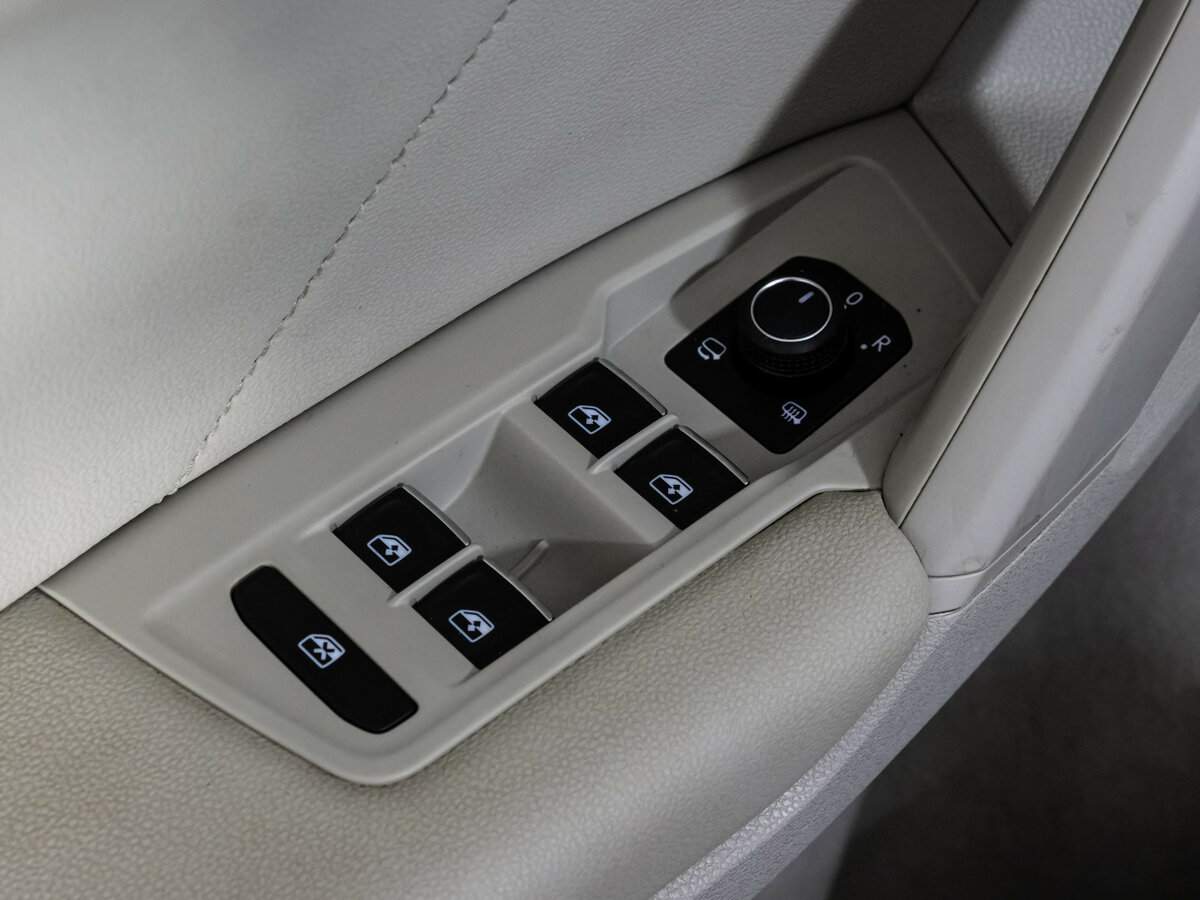 Купить Volkswagen Tiguan, 2020, 65 439 км, фото №14