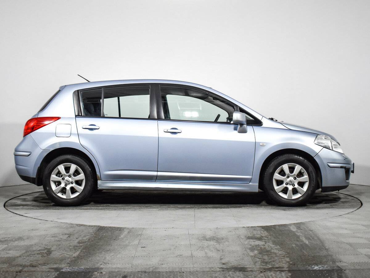 Купить Nissan Tiida, 2010, 185 275 км, фото №4
