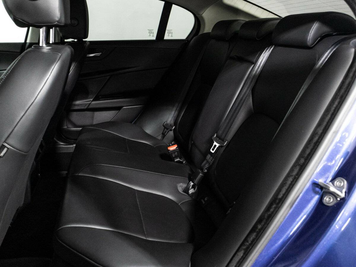 Купить Jaguar XE, 2015, 142 853 км, фото №10