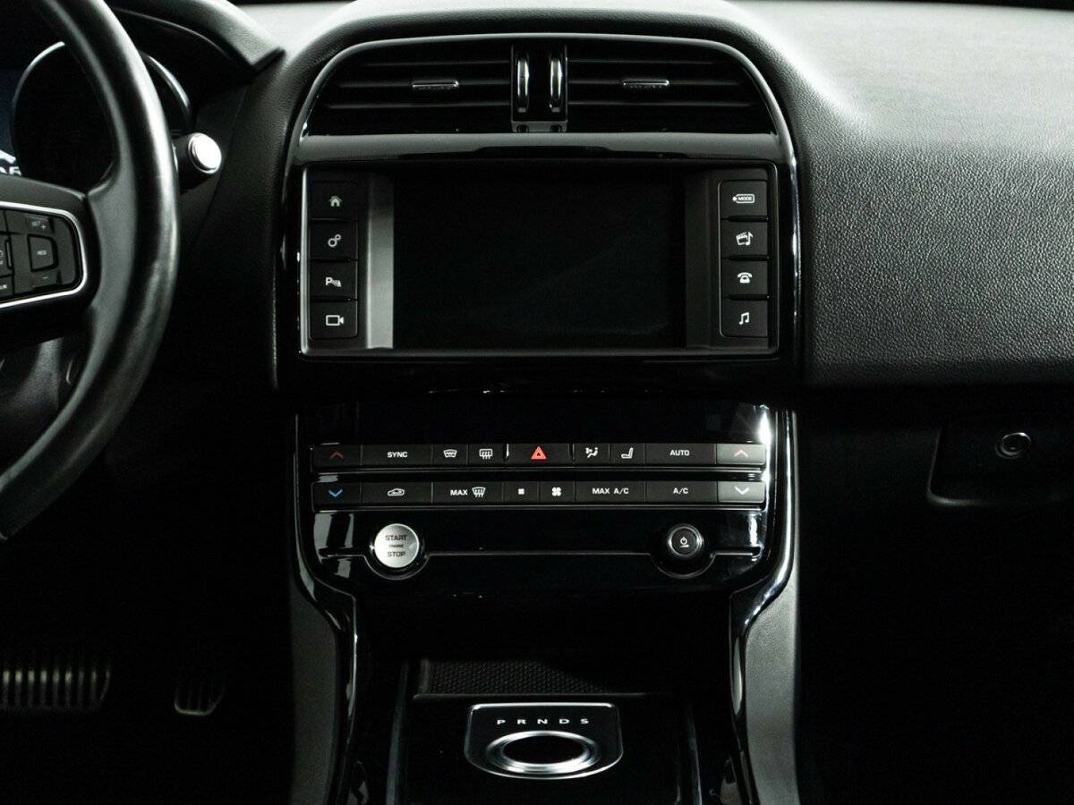 Купить Jaguar XE, 2015, 142 853 км, фото №14
