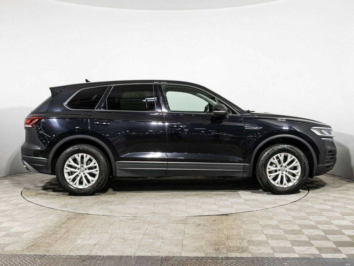 Купить Volkswagen Touareg, 2018, 126 285 км, фото №4