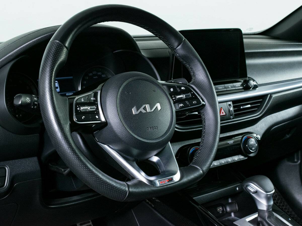 Купить Kia Cerato, 2021, 85 000 км, фото №14