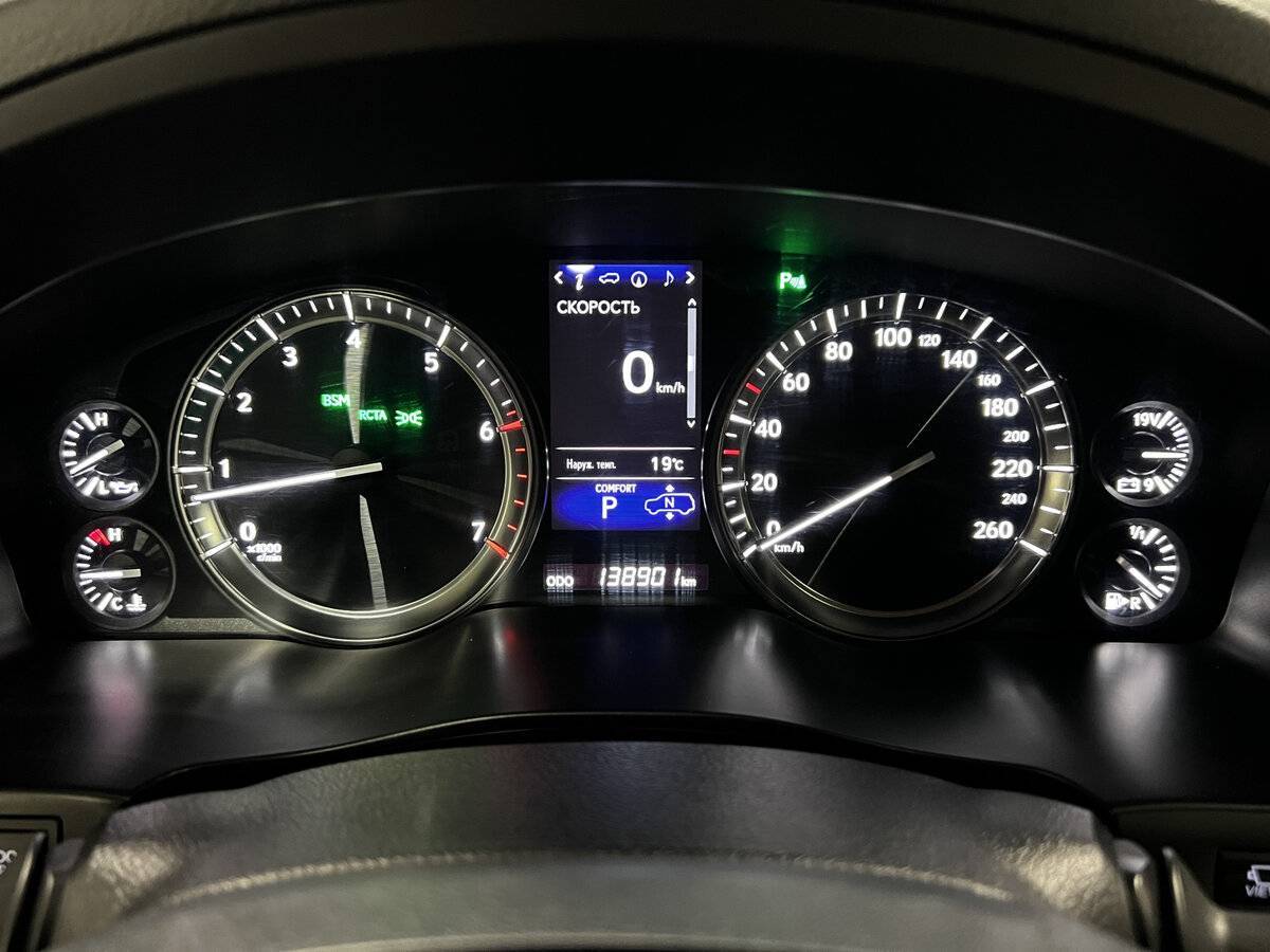 Купить Lexus LX 570, 2017, 138 900 км, фото №13