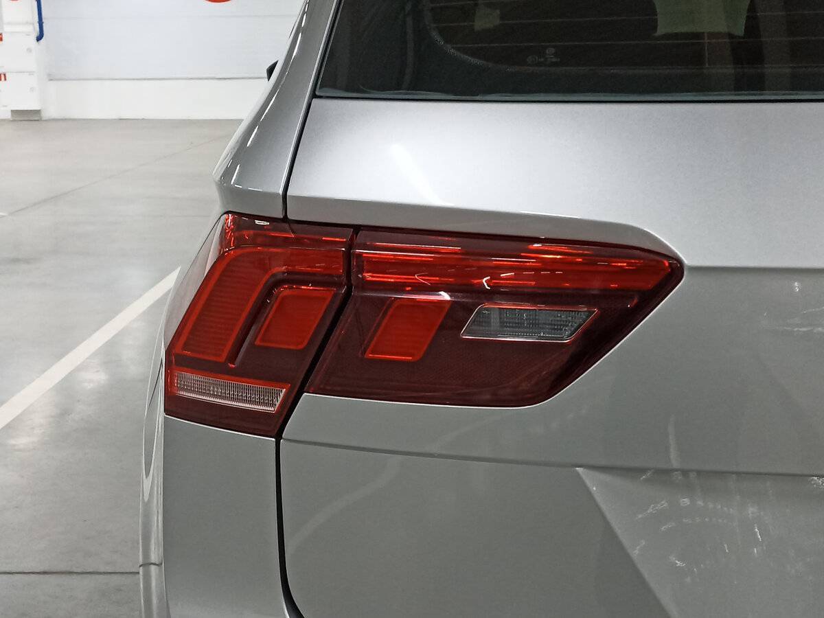 Купить Volkswagen Tiguan, 2021, 92 550 км, фото №9