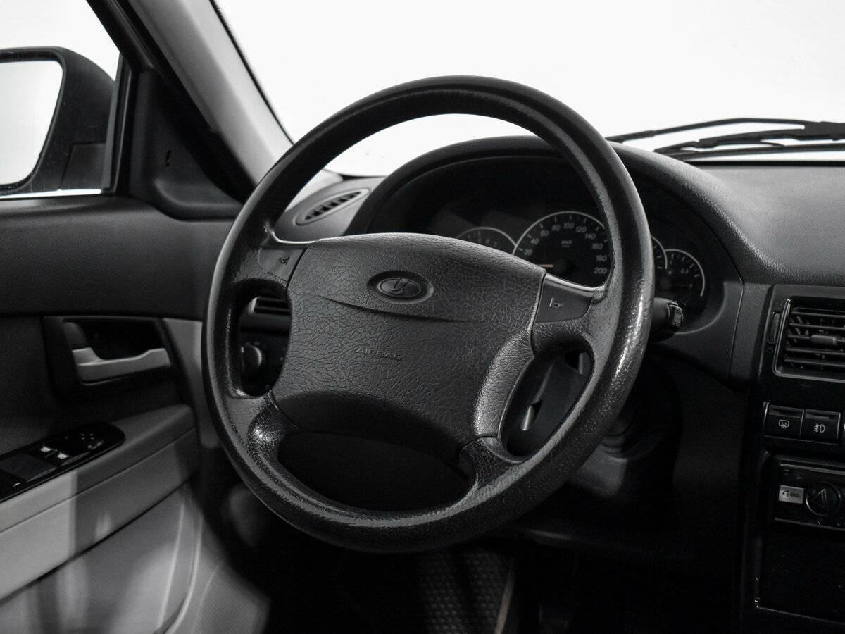 Купить Lada (ВАЗ) Priora, 2011, 218 769 км, фото №14