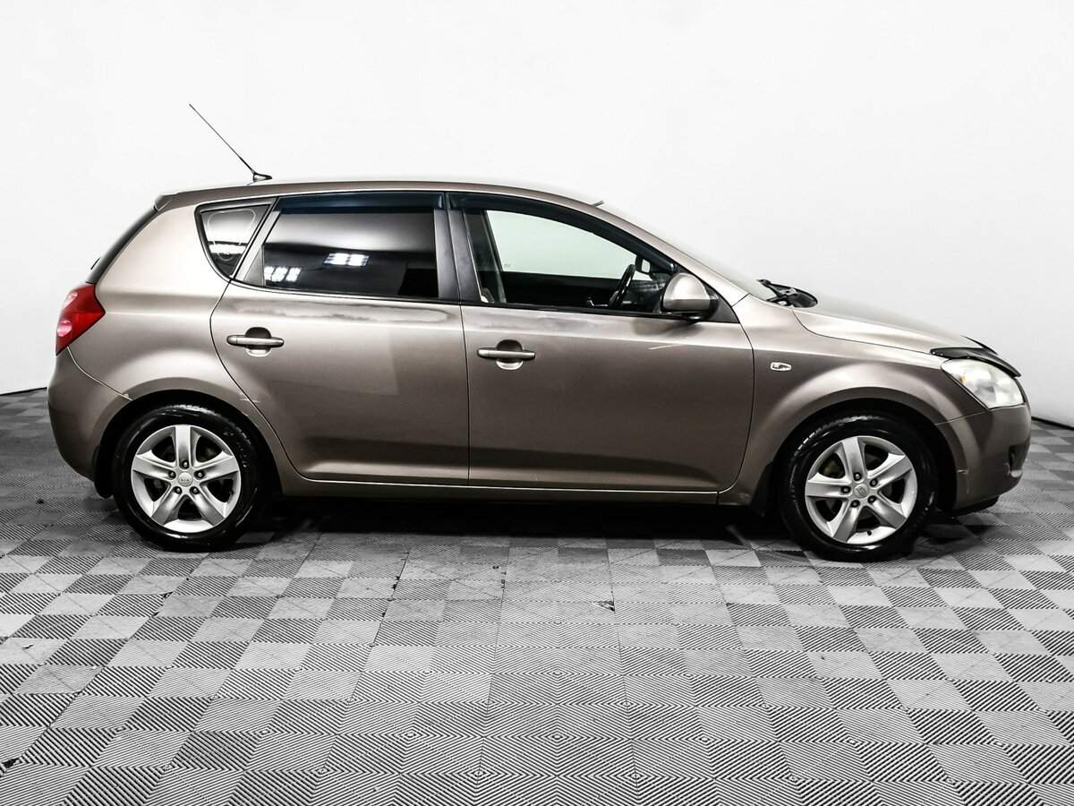 Купить Kia Ceed, 2008, 267 199 км, фото №4