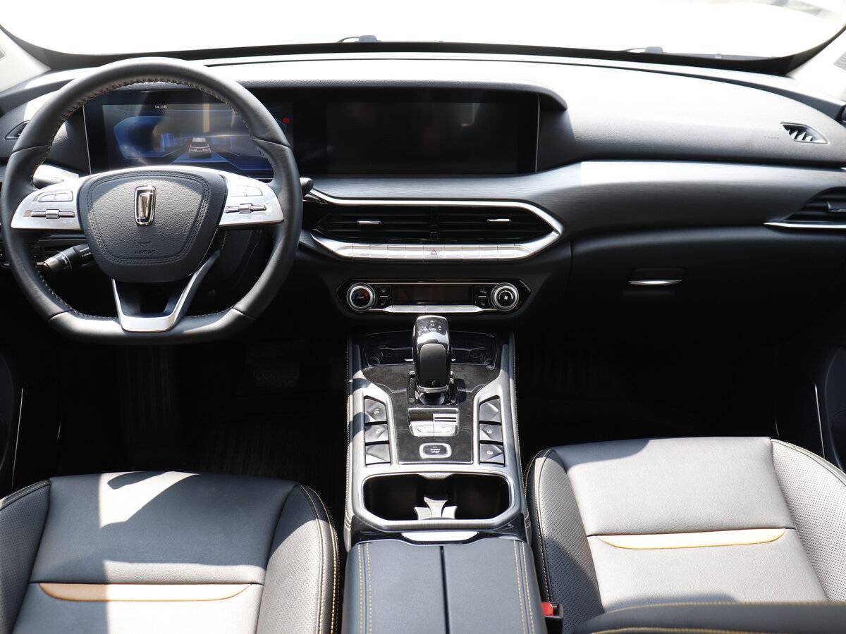 Купить FAW Bestune T77, 2023, 12 890 км, фото №9