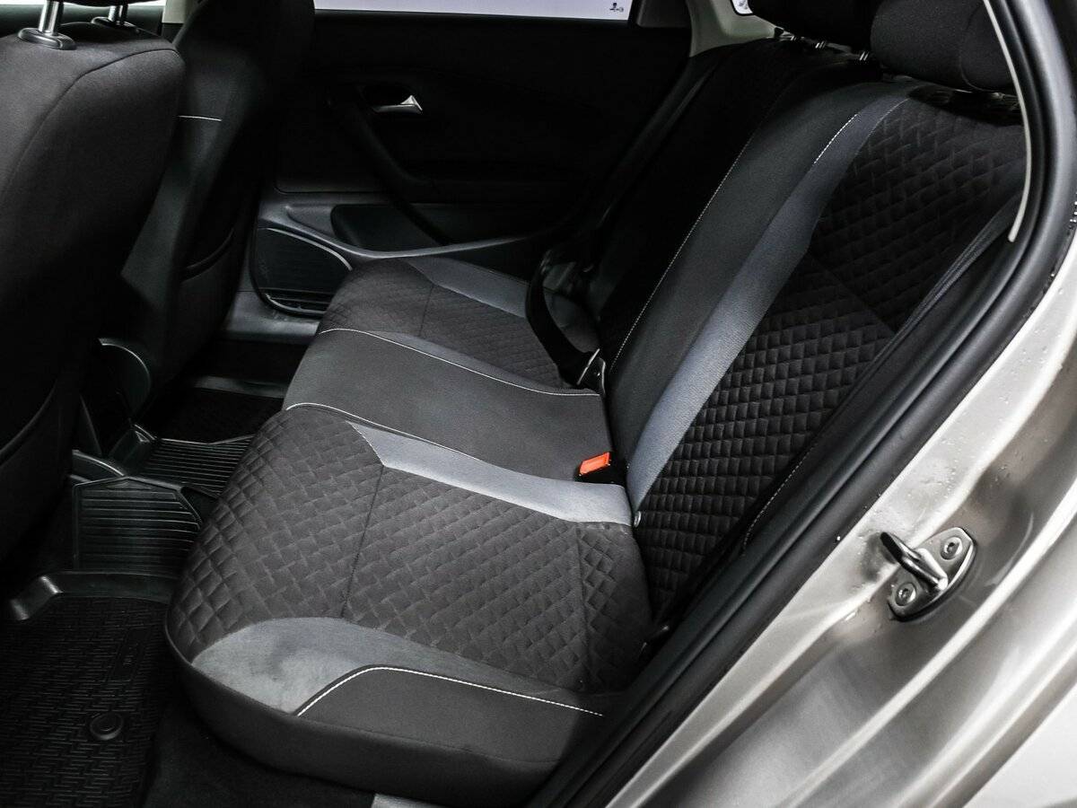 Купить Volkswagen Polo, 2018, 69 393 км, фото №13