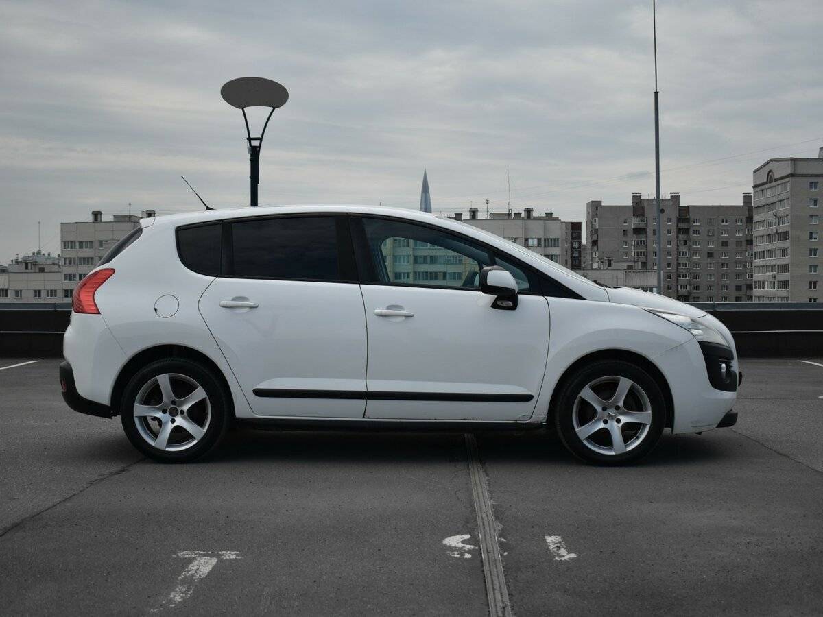 Купить Peugeot 3008, 2012, 303 341 км, фото №4
