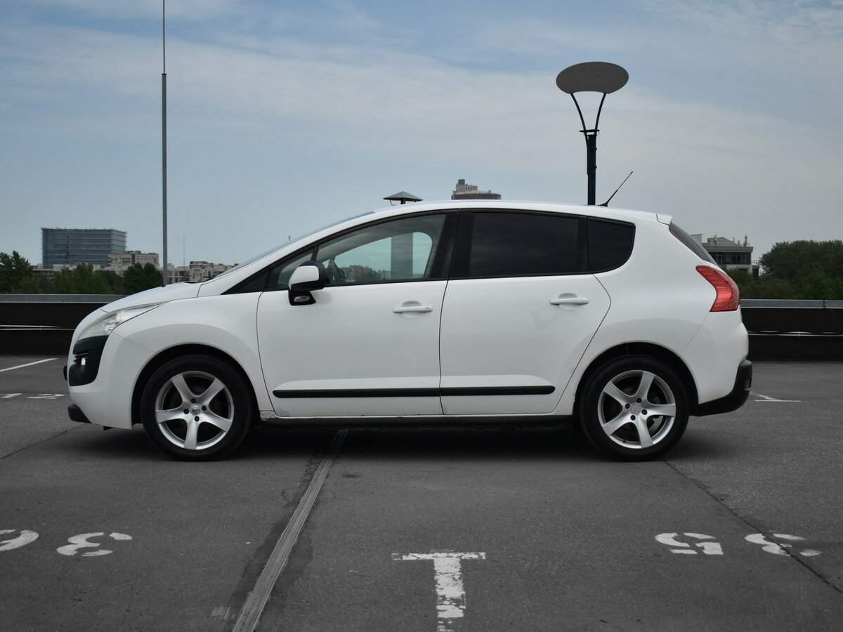 Купить Peugeot 3008, 2012, 303 341 км, фото №8