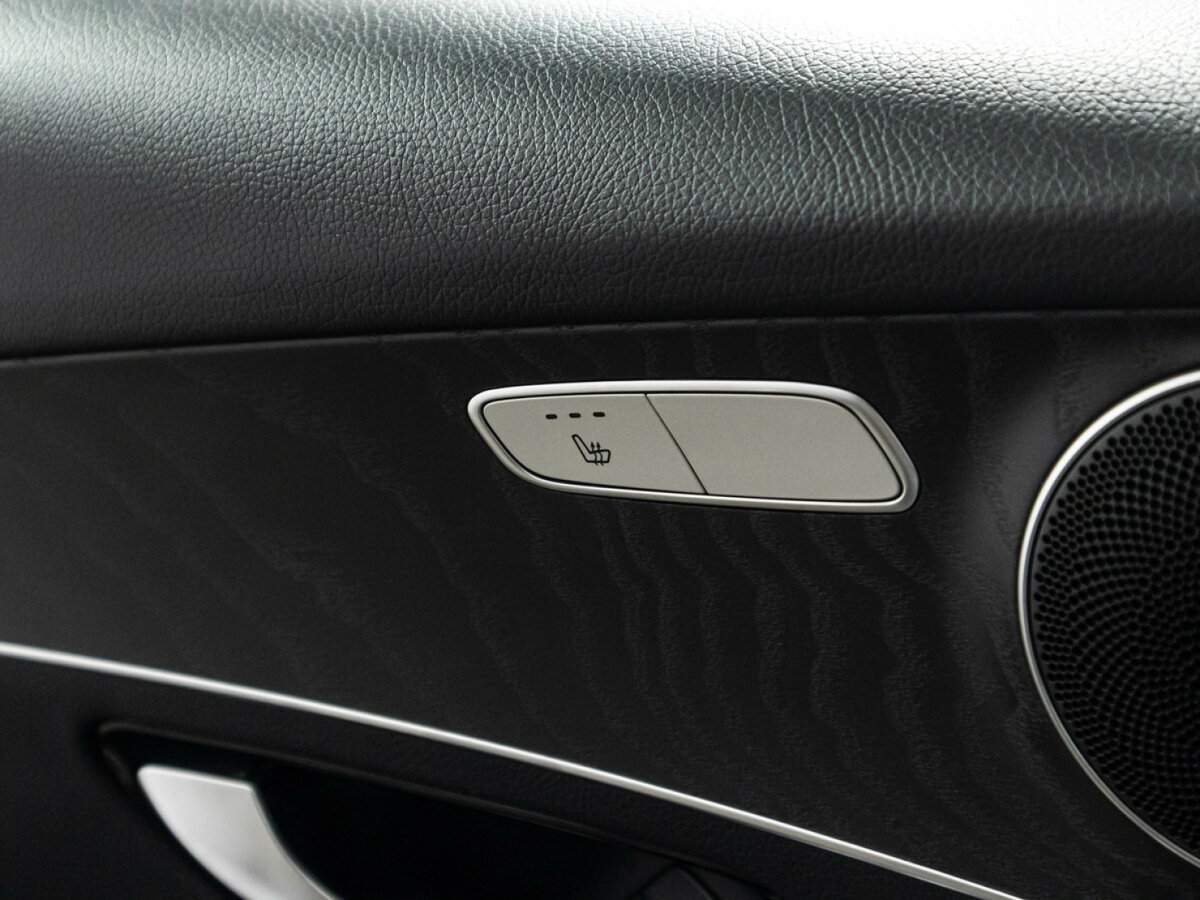 Купить Mercedes-Benz GLC 220 d, 2016, 121 560 км, фото №19