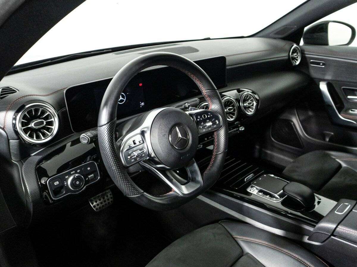 Купить Mercedes-Benz CLA 250, 2019, 94 985 км, фото №11