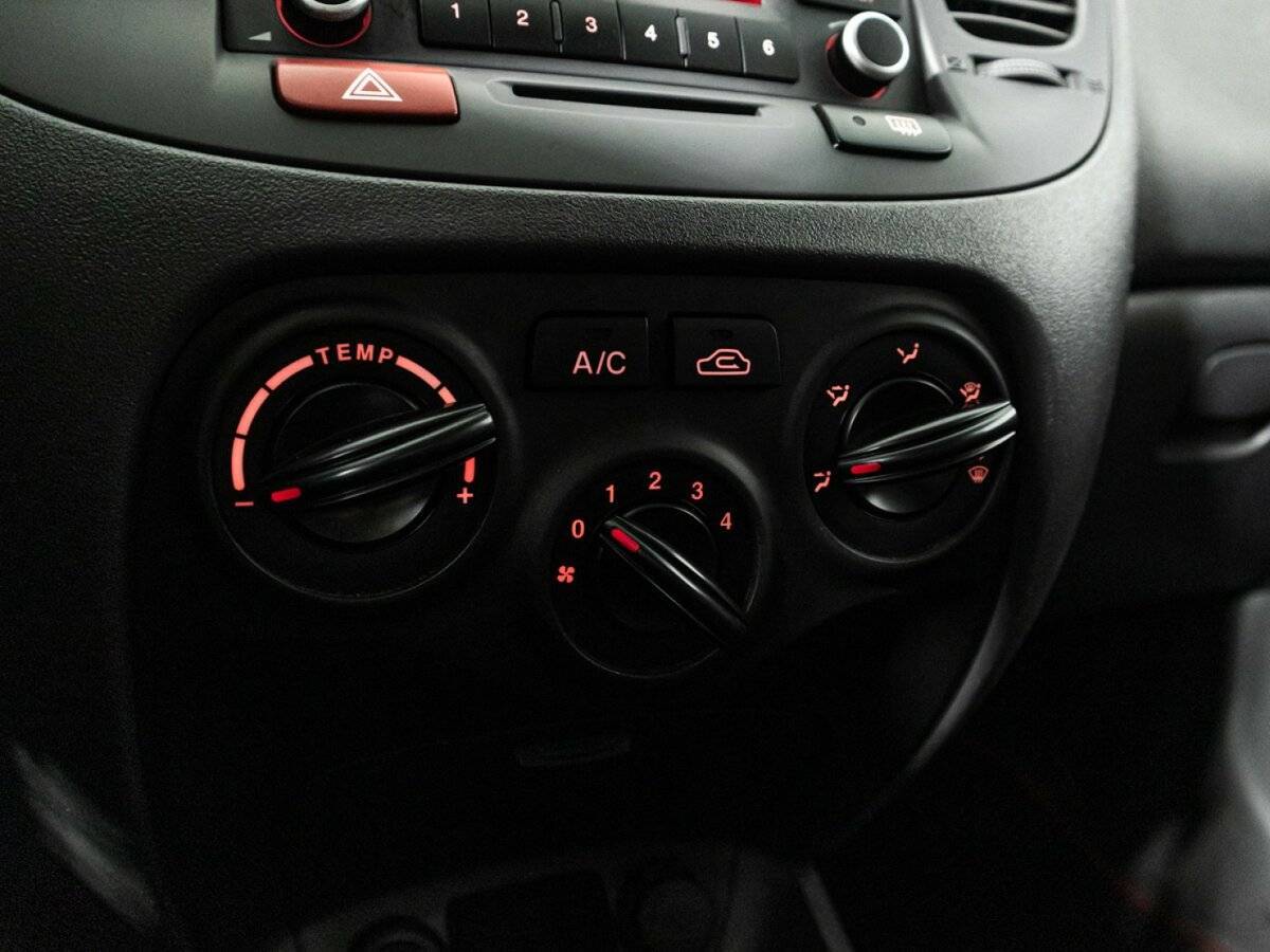 Купить Kia Rio, 2010, 167 584 км, фото №15