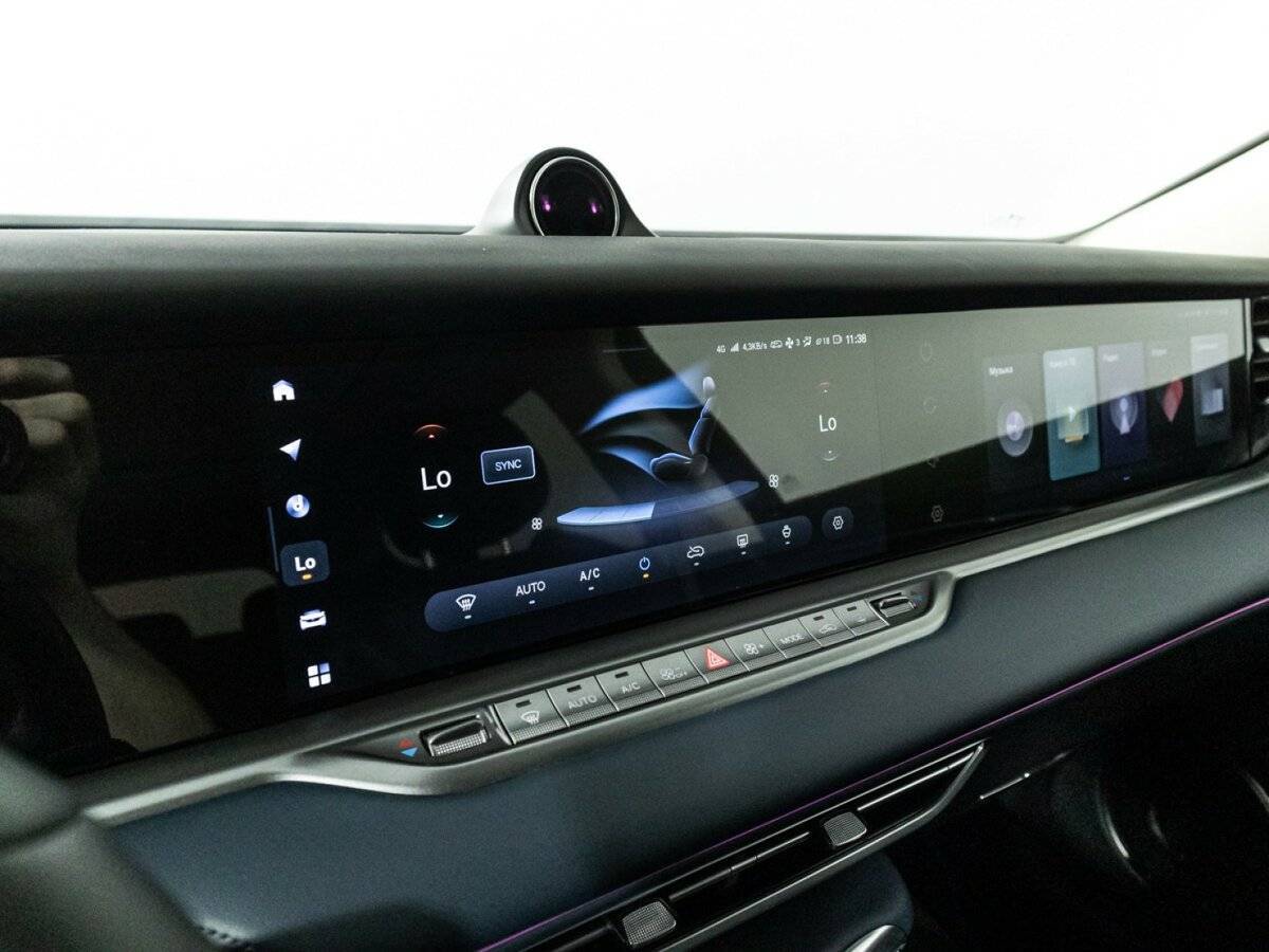 Купить Voyah Free EVR, 2022, 40 641 км, фото №21