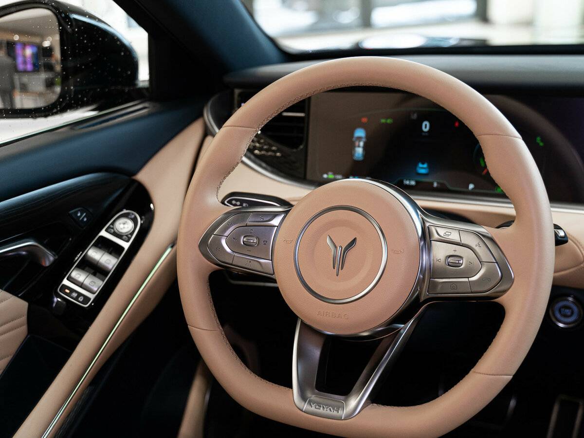 Купить Voyah Free EVR LONG RANGE, 2022, 9 169 км, фото №19