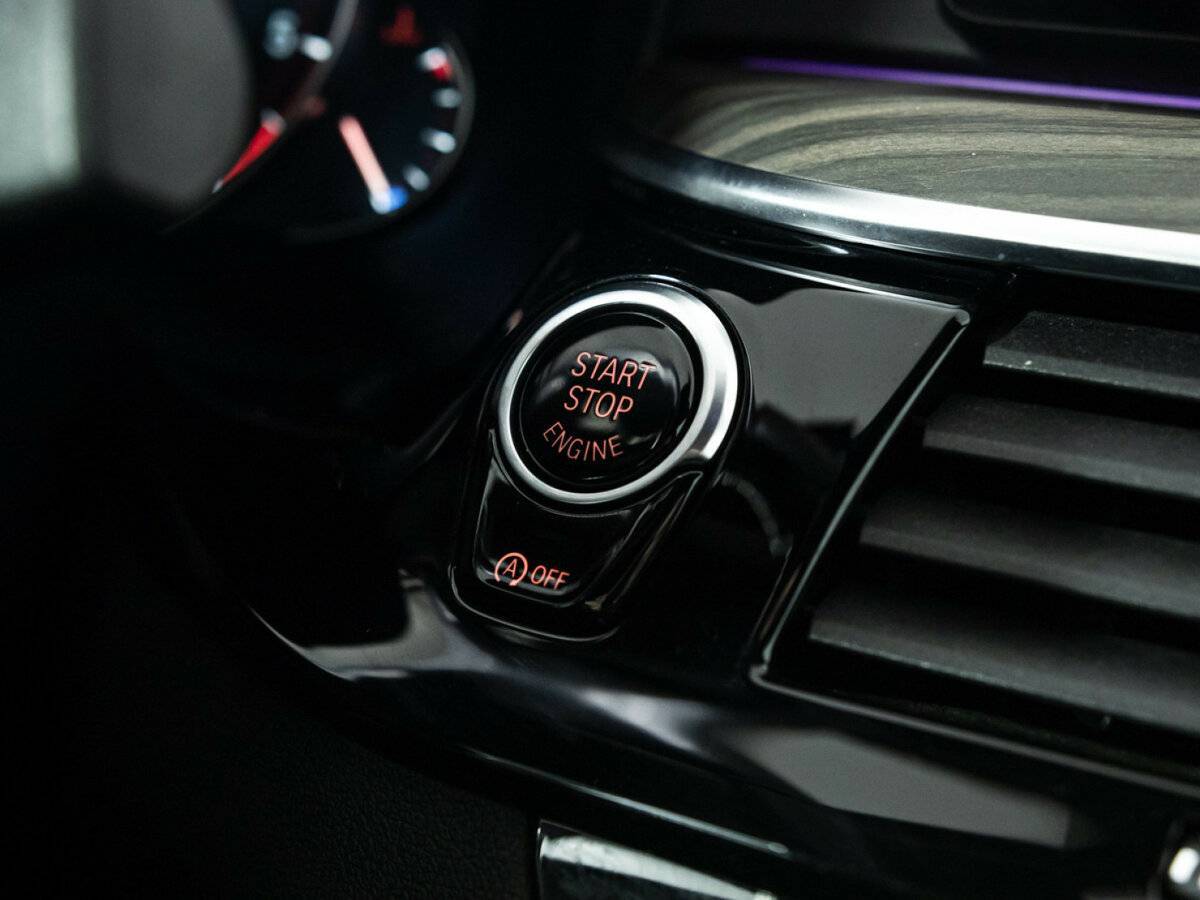 Купить BMW 5 серии 530d xDrive, 2017, 64 000 км, фото №24