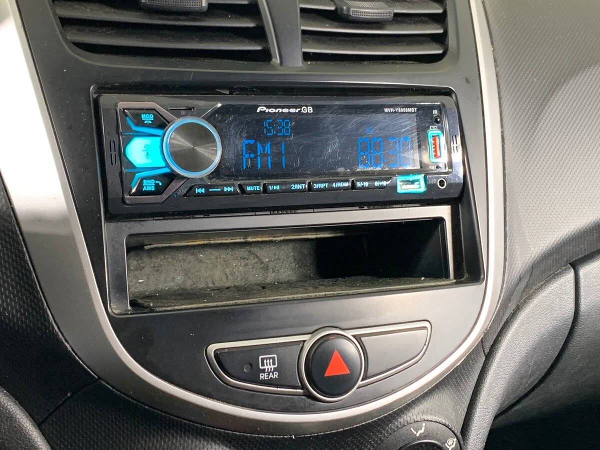 Купить Hyundai Solaris, 2011, 455 435 км, фото №15