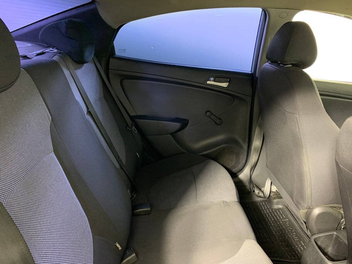 Купить Hyundai Solaris, 2011, 455 435 км, фото №17