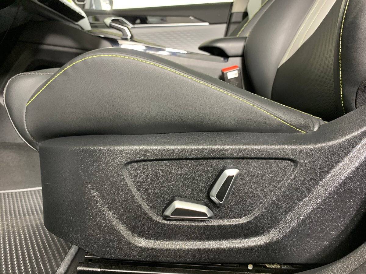 Купить Geely Binyue Cool, 2023, 28 416 км, фото №17