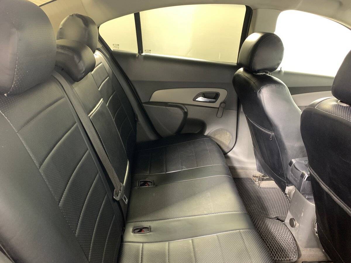 Купить Chevrolet Cruze, 2010, 191 985 км, фото №17