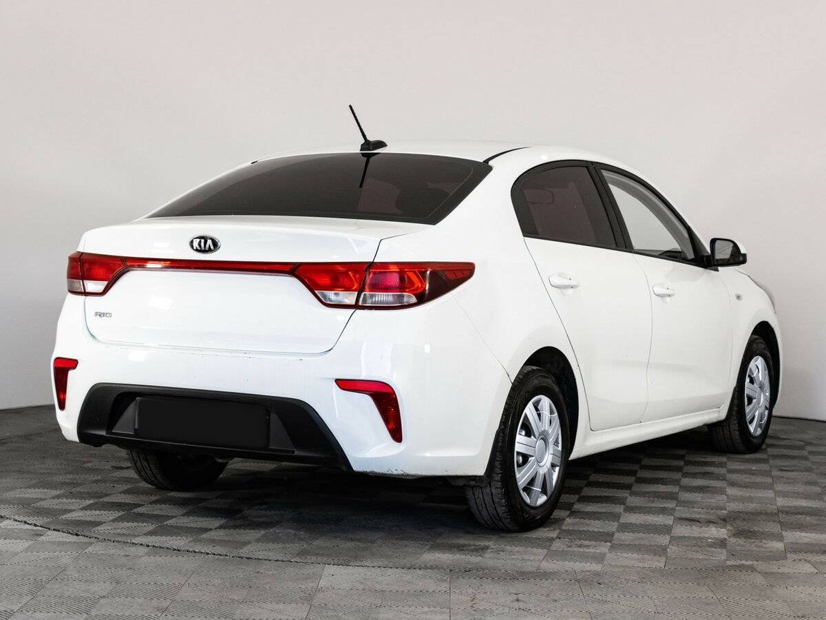 Купить Kia Rio, 2017, 260 535 км, фото №4