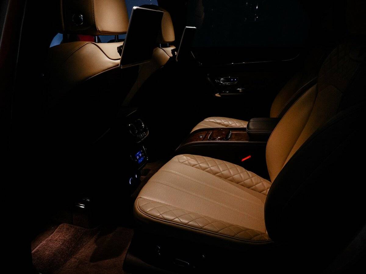 Купить Bentley Bentayga, 2016, 50 310 км, фото №33