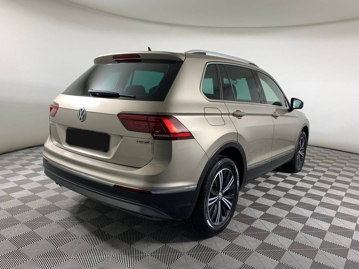 Купить Volkswagen Tiguan, 2018, 94 573 км, фото №5