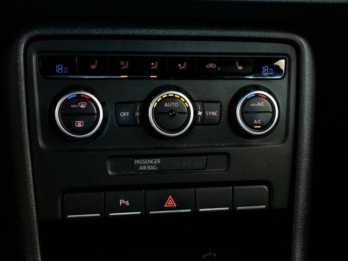 Купить Volkswagen Beetle, 2013, 143 466 км, фото №17