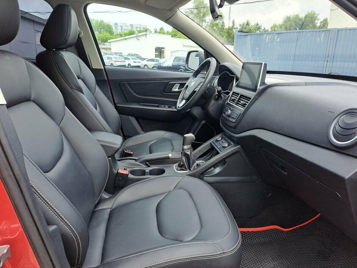 Купить FAW Besturn X40, 2021, 43 714 км, фото №11