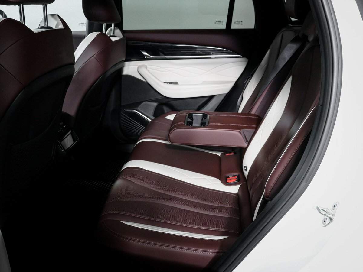 Купить Geely Monjaro, 2023, 17 173 км, фото №10