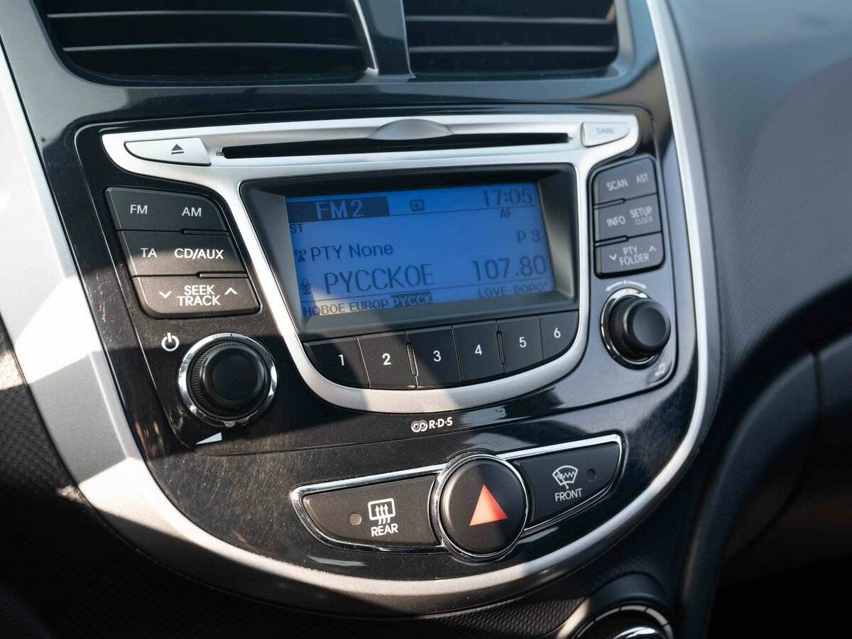 Купить Hyundai Solaris, 2014, 196 910 км, фото №18