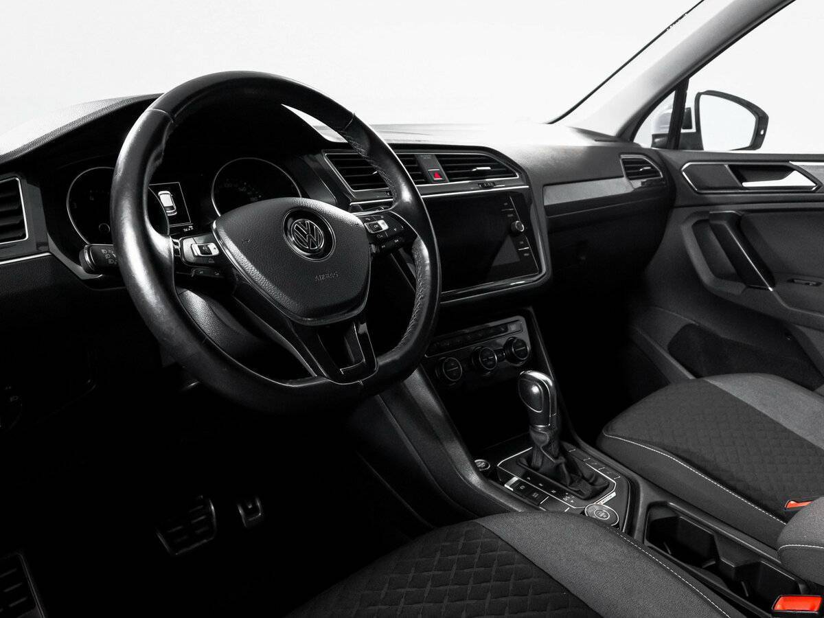 Купить Volkswagen Tiguan, 2018, 63 742 км, фото №14