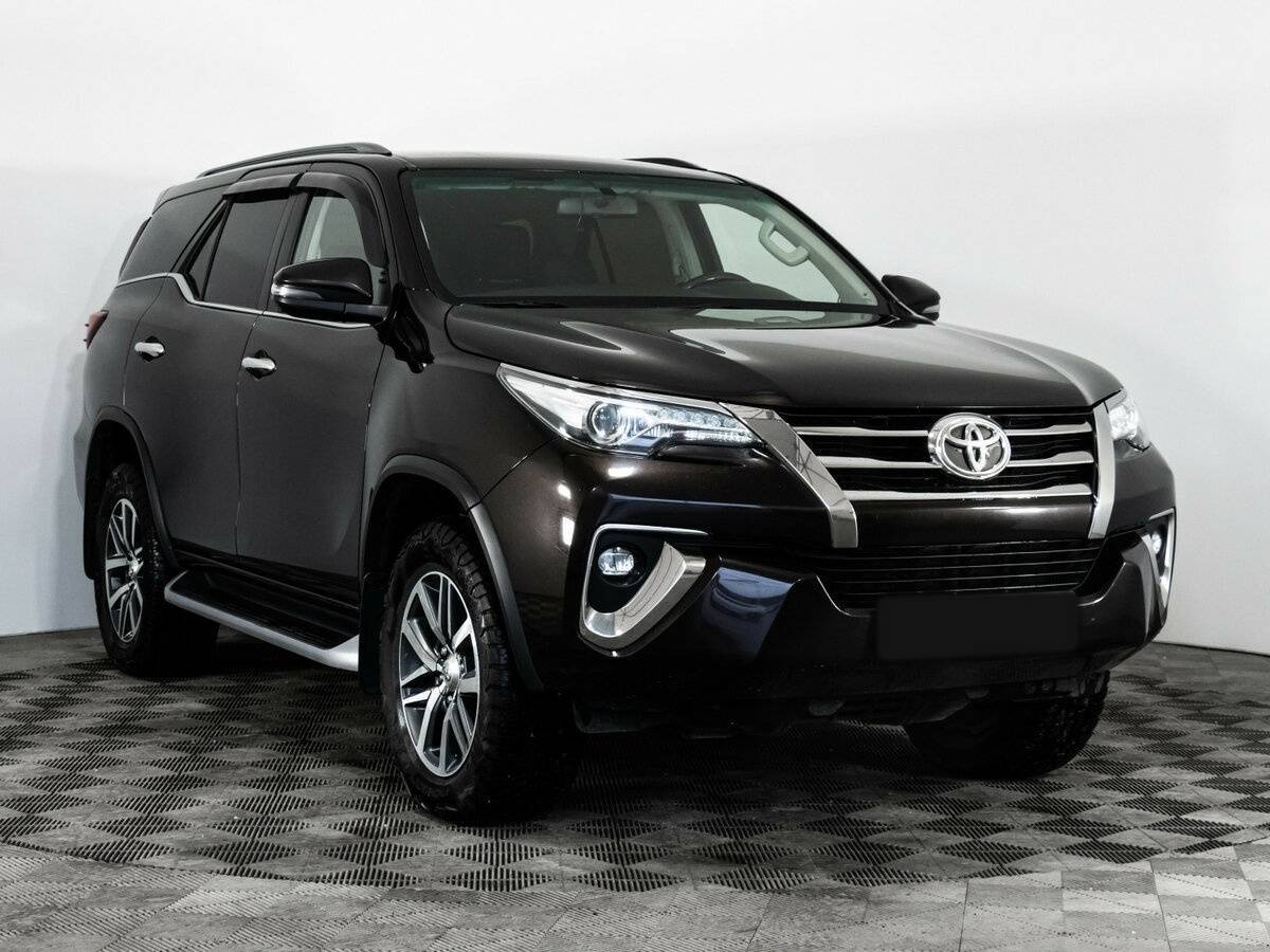 Купить Toyota Fortuner, 2018, 139 668 км, фото №4