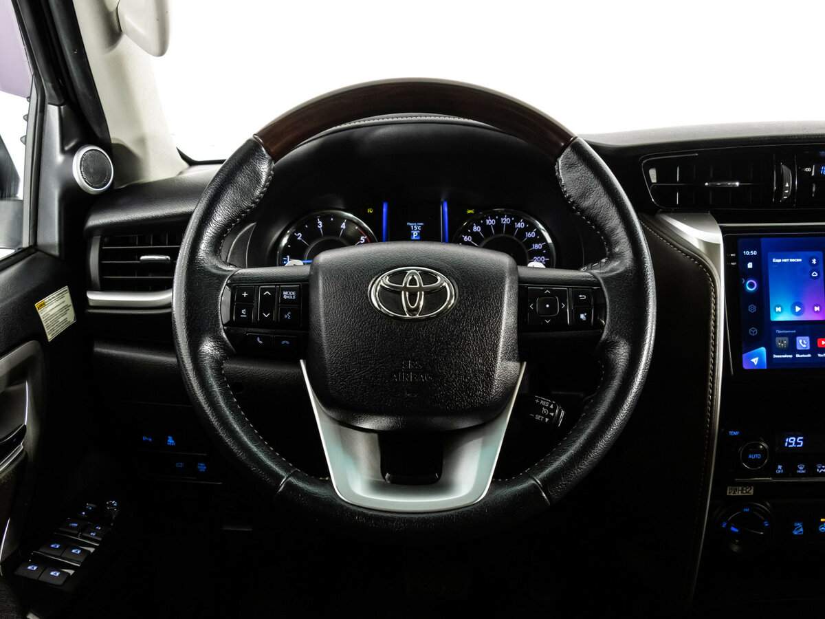 Купить Toyota Fortuner, 2018, 139 668 км, фото №13