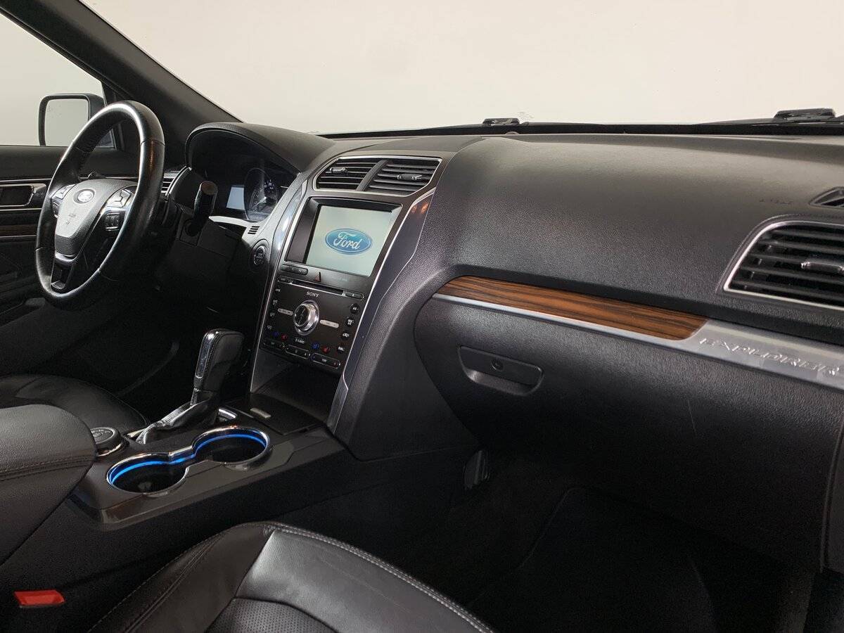 Купить Ford Explorer, 2016, 177 000 км, фото №13