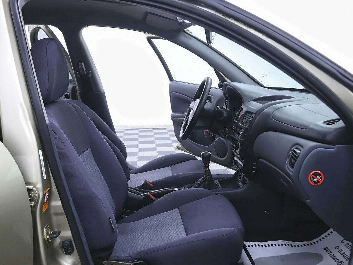 Купить Nissan Almera, 2004, 187 500 км, фото №11