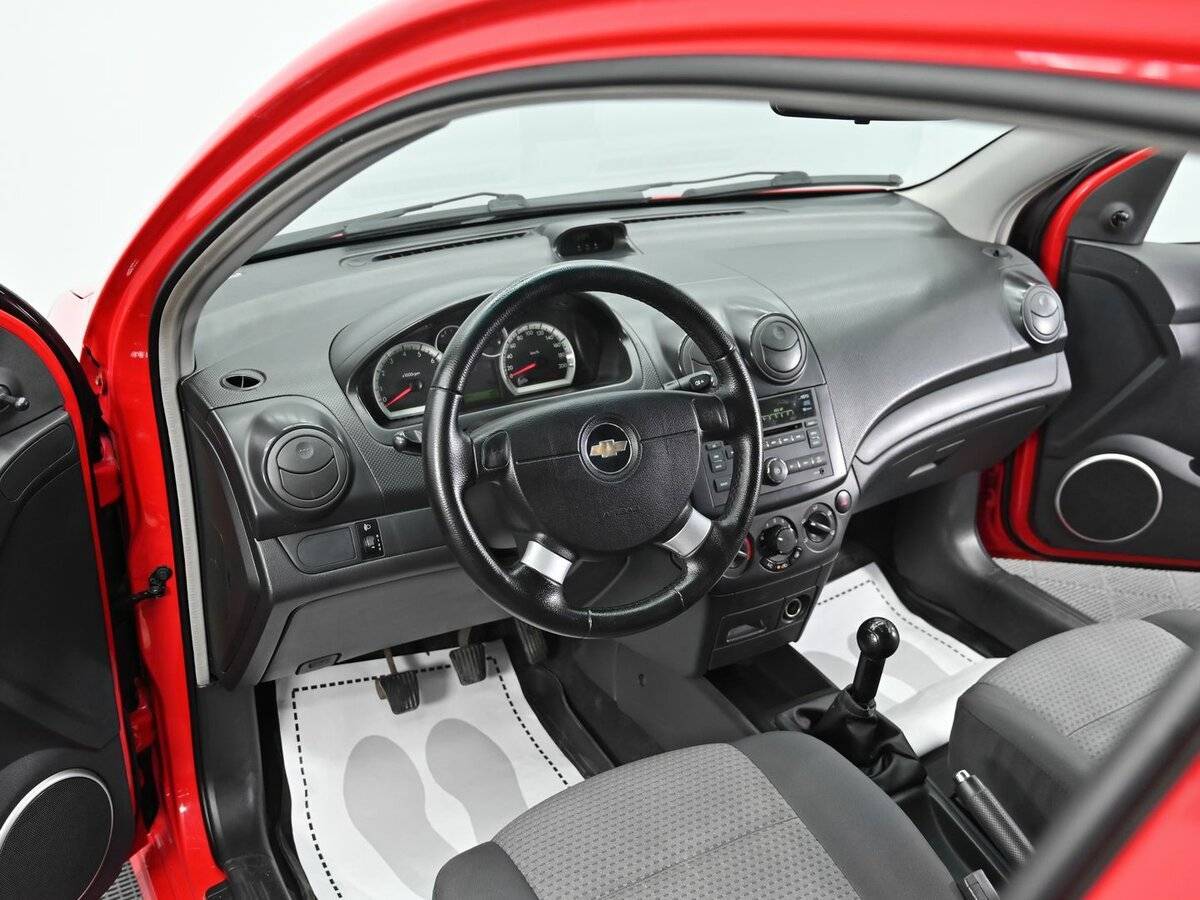 Купить Chevrolet Aveo, 2010, 172 000 км, фото №8