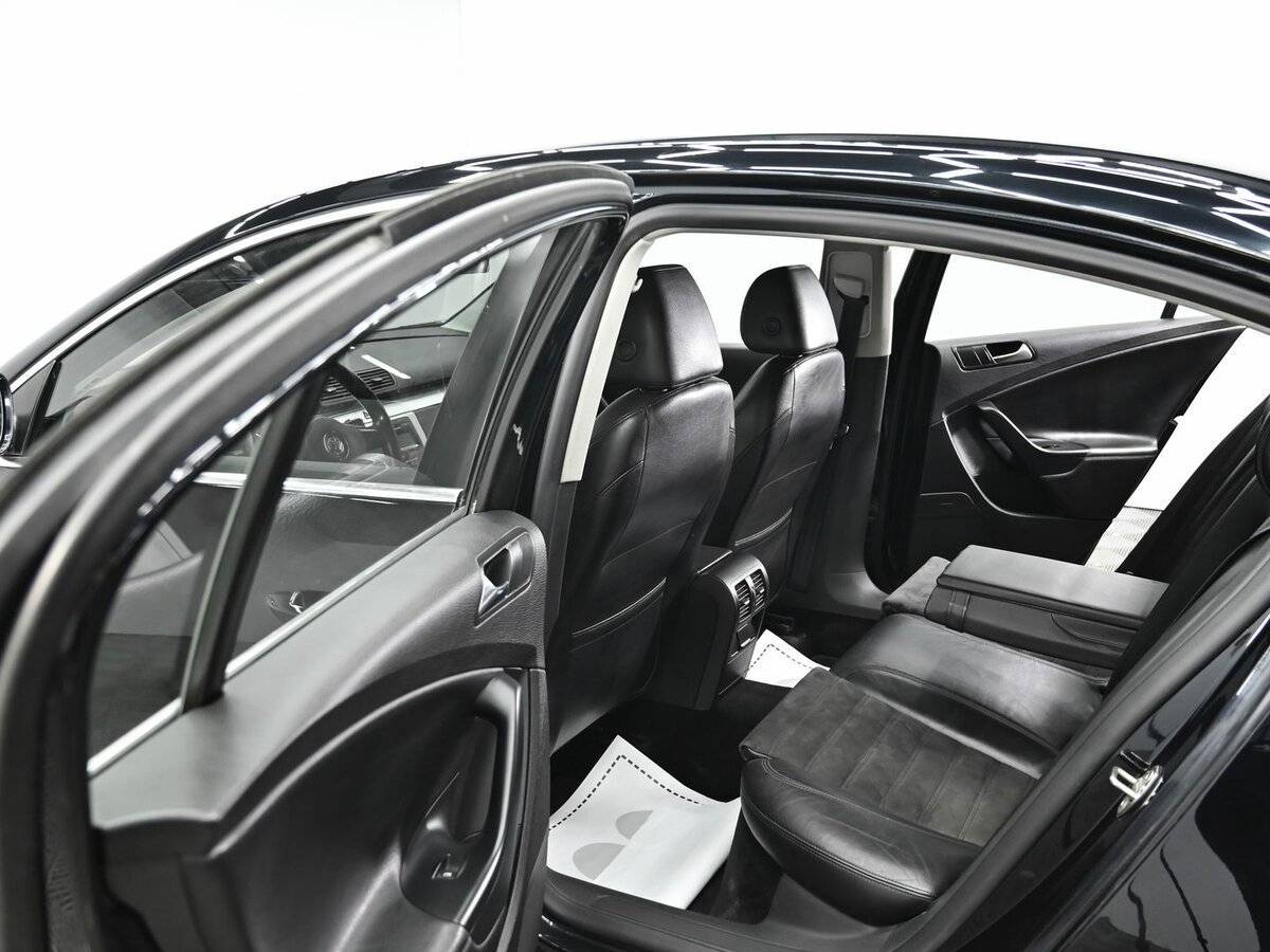 Купить Volkswagen Passat, 2010, 186 000 км, фото №12