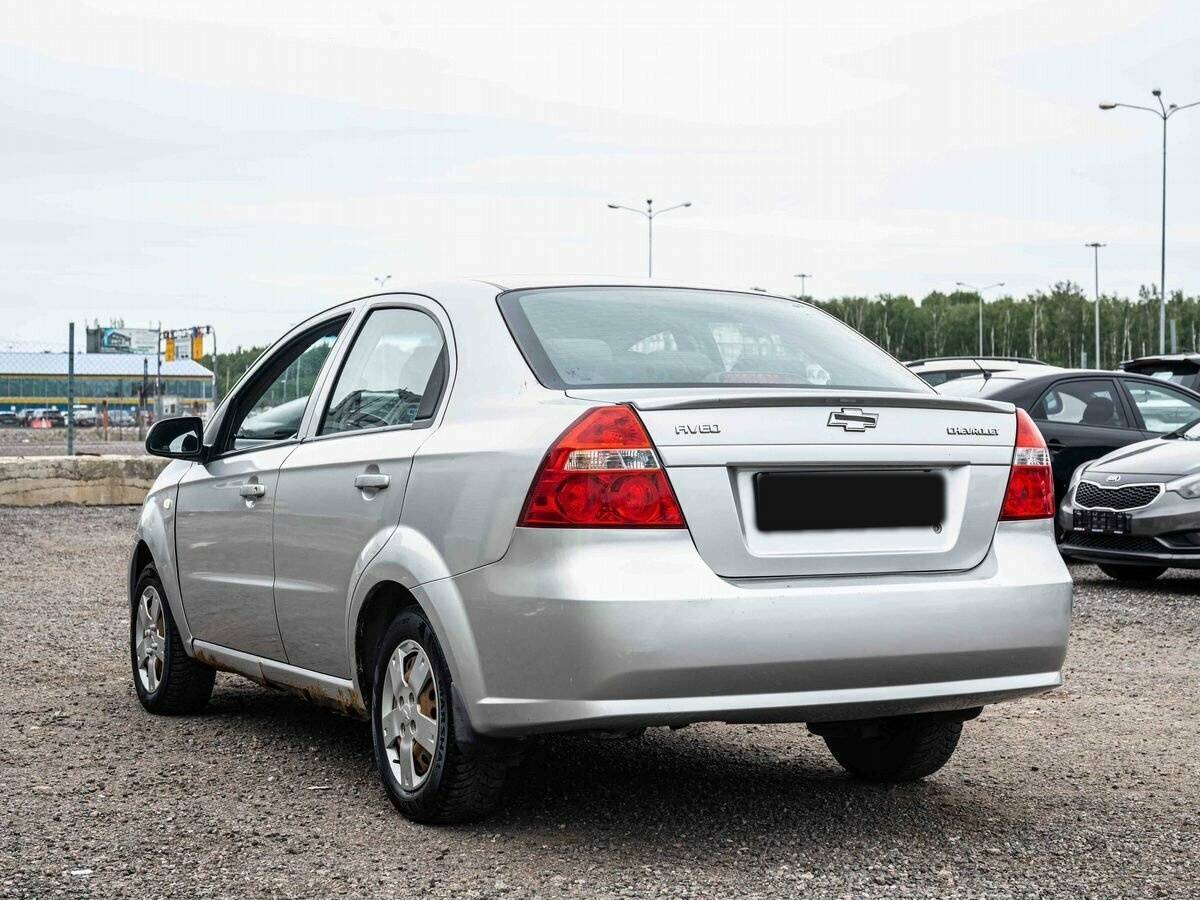 Купить Chevrolet Aveo, 2010, 256 200 км, фото №4