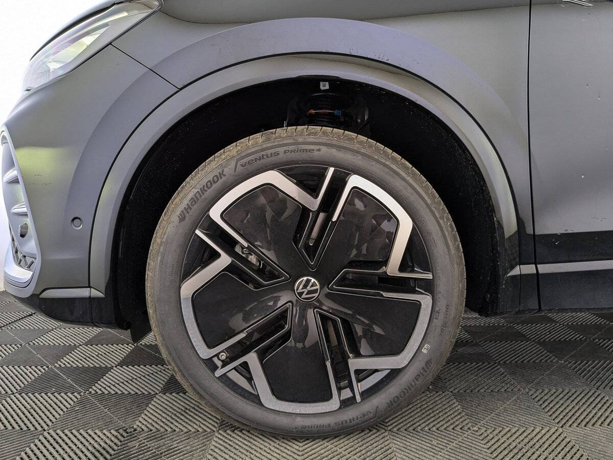 Купить Volkswagen Tiguan L Pro, 2024, 100 км, фото №7